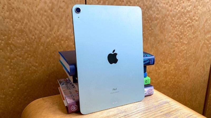 CT Store | iPad Air 5 2022 - 256 Gb - (WiFi +5G) New Seal