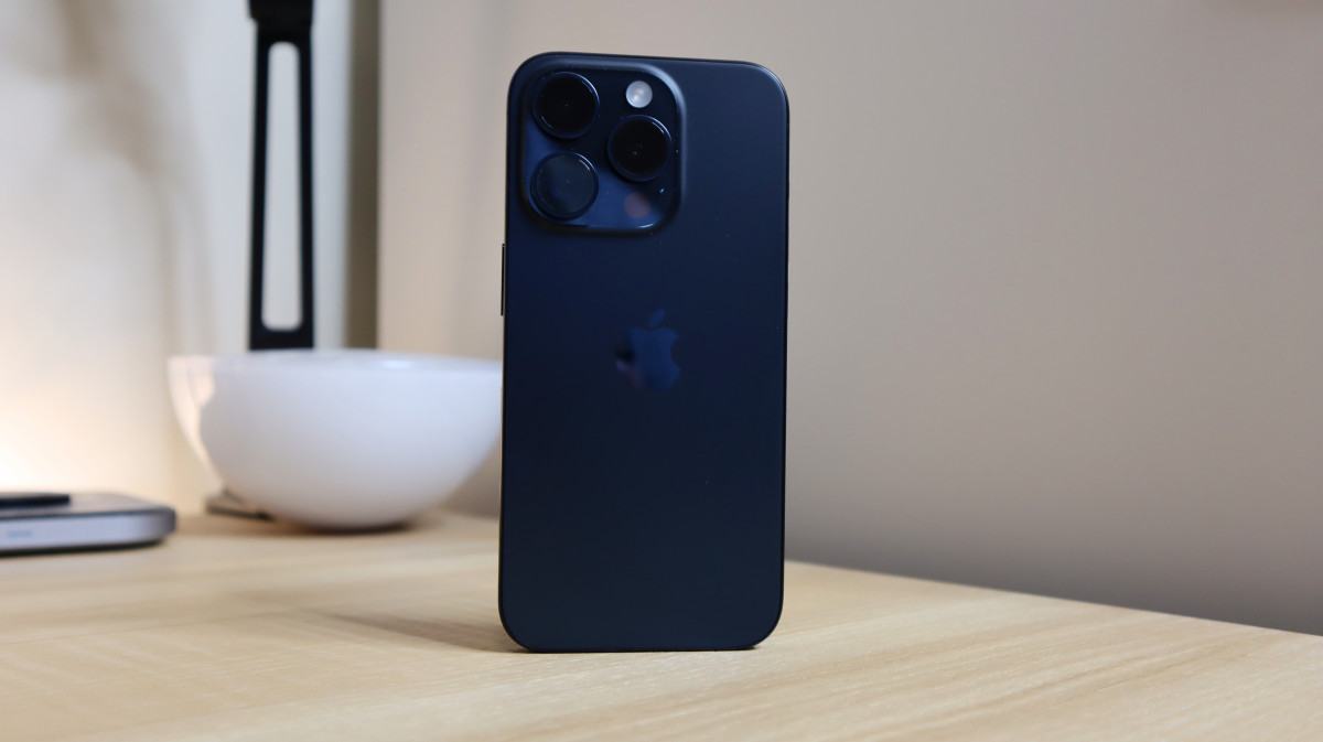 iPhone 15 Pro and 15 Pro Max review: Serious camera upgrades ...