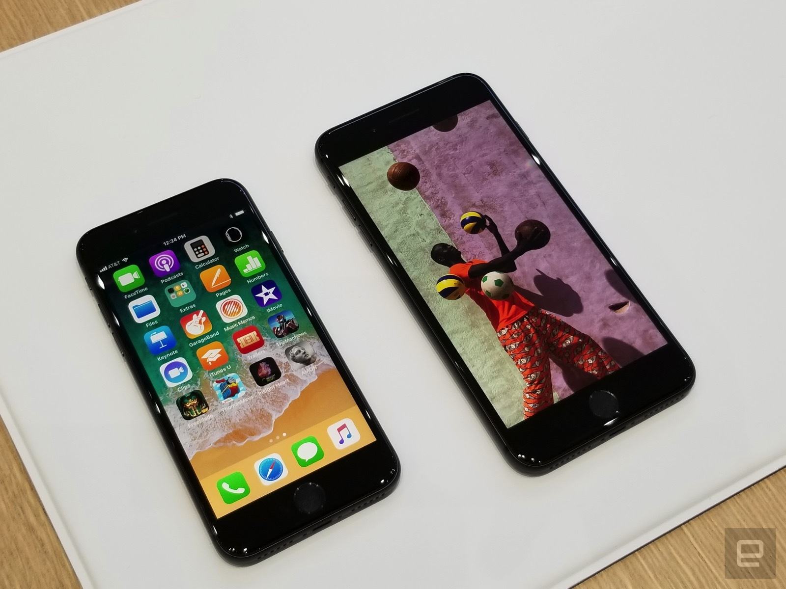 So sánh cấu hình iPhone 8, iPhone 8 Plus, iPhone X cùng các ...