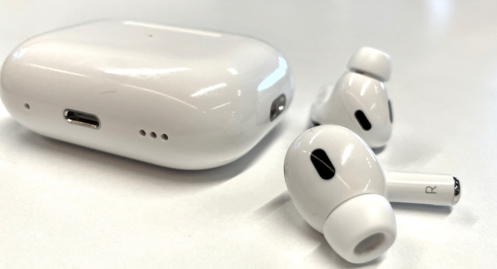 Airpods Pro 2 Call Quality Review - Hollyland