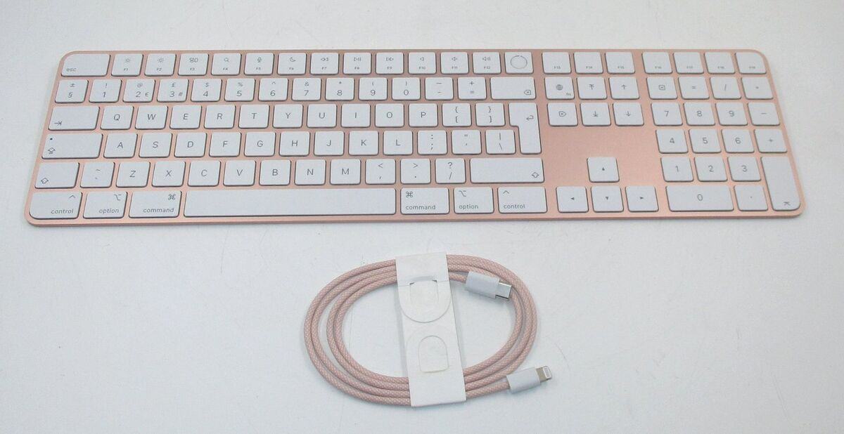 Apple Magic Keyboard 2 w/ Touch ID A2520 + Numeric Pad UK 4 ...