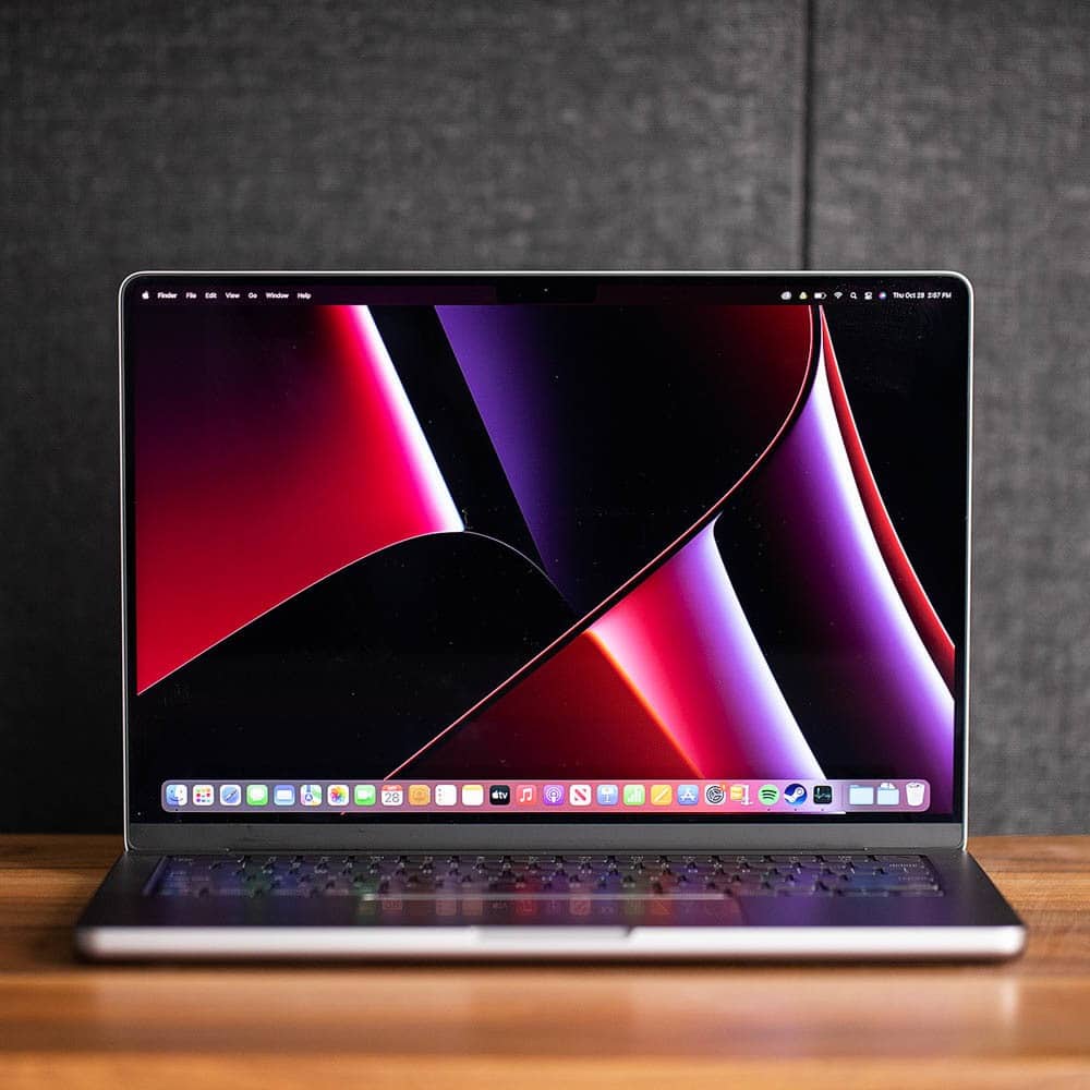 Đánh giá Macbook Pro 14 và 16 inch - Còn xứng đáng để mua?